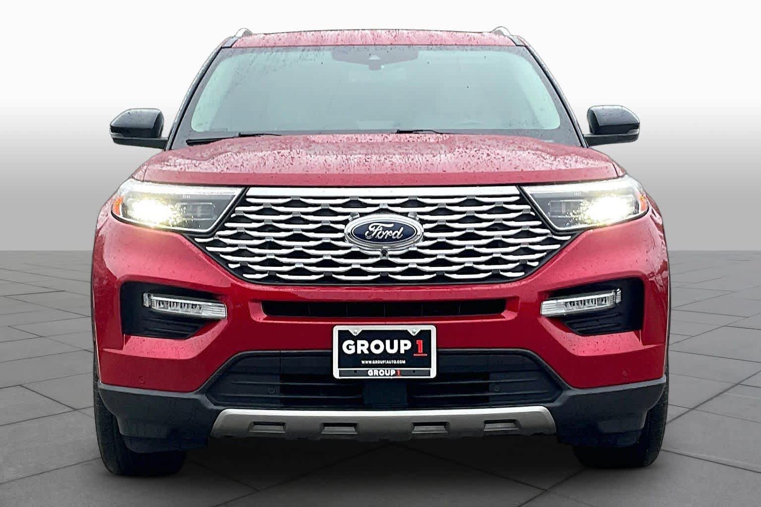 Used 2021 Ford Explorer Platinum w/ Premium Technology Package RWD image 4