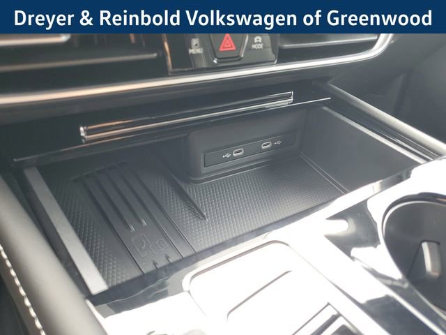 New 2025 Volkswagen Atlas Cross Sport SEL R-Line image 33