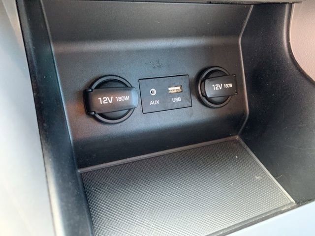 Used 2019 Hyundai Elantra SEL FWD image 31