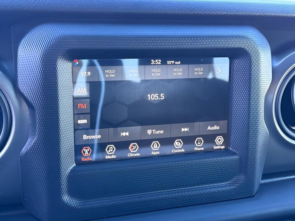 Used 2022 Jeep Gladiator Sport AWD/4WD image 33