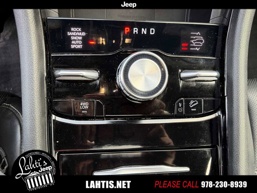 Certified 2023 Jeep Grand Cherokee Overland w/ Adv Protech Group III image 36