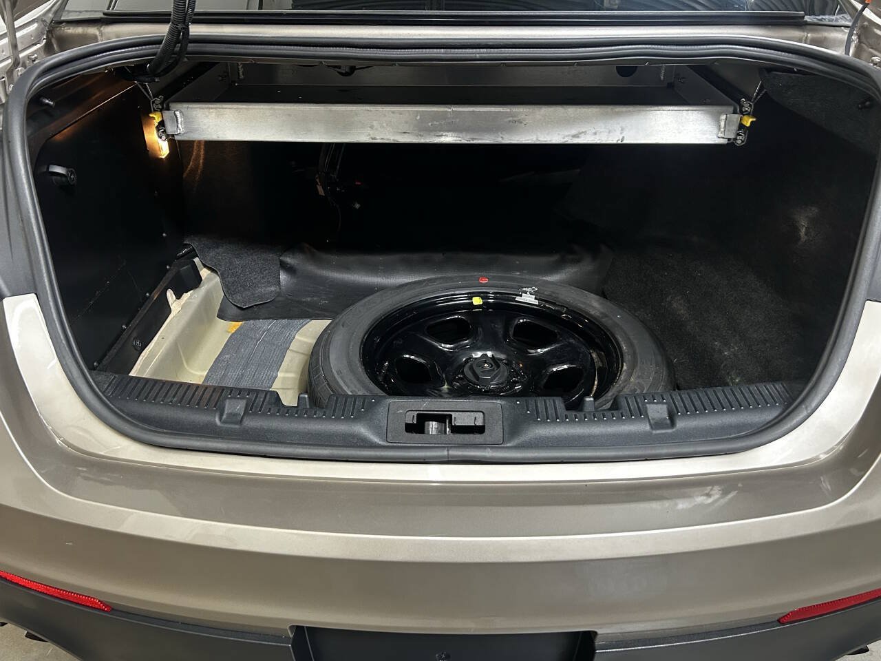Used 2015 Ford Taurus Police Interceptor AWD w/ Ready For The Road Package image 39