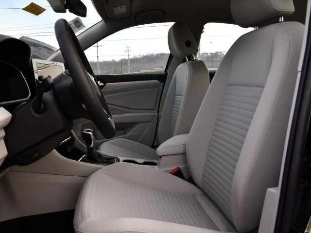 New 2026 Volkswagen Jetta S FWD image 13