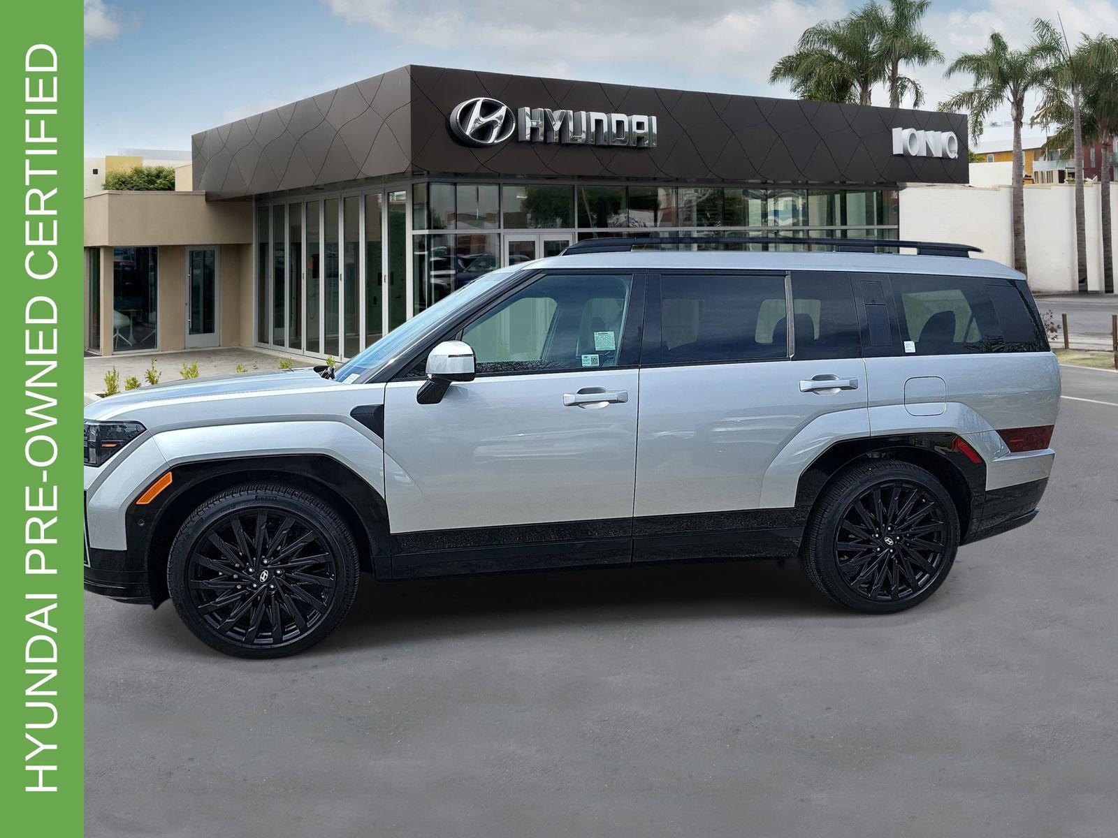 Used 2025 Hyundai Santa Fe Calligraphy image 6