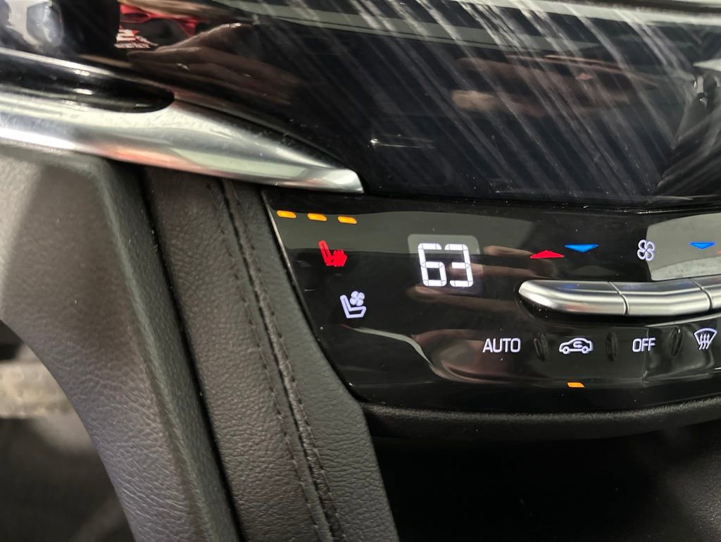 Used 2023 Cadillac XT6 Premium Luxury w/ Technology Package AWD/4WD image 32