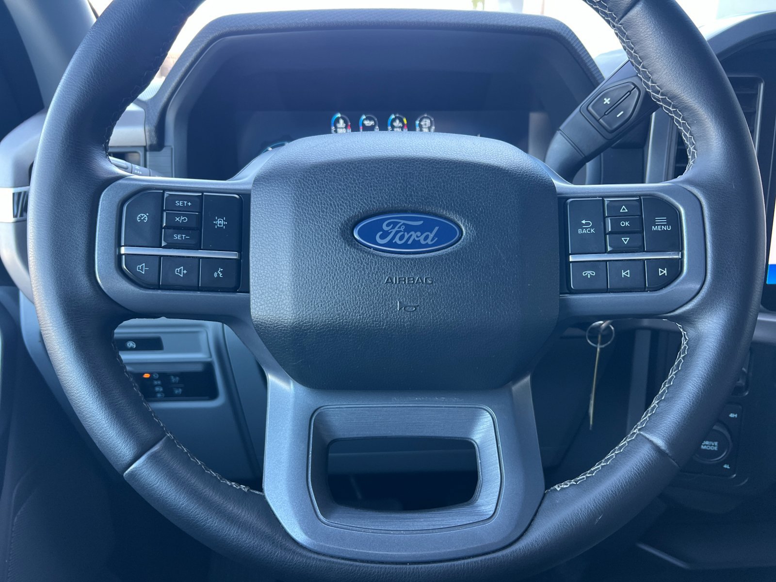Used 2025 Ford F150 XLT w/ Equipment Group 301A Standard AWD/4WD image 21