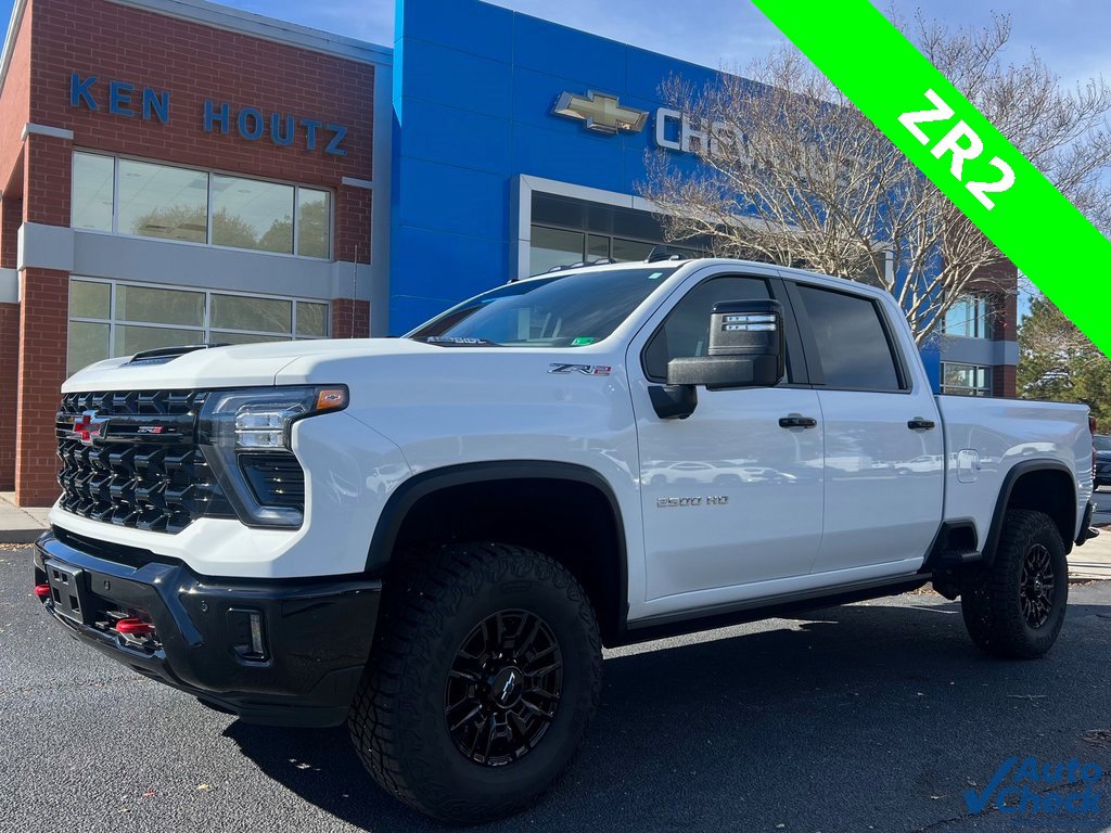 Used 2025 Chevrolet Silverado 2500 ZR2 w/ Technology Package