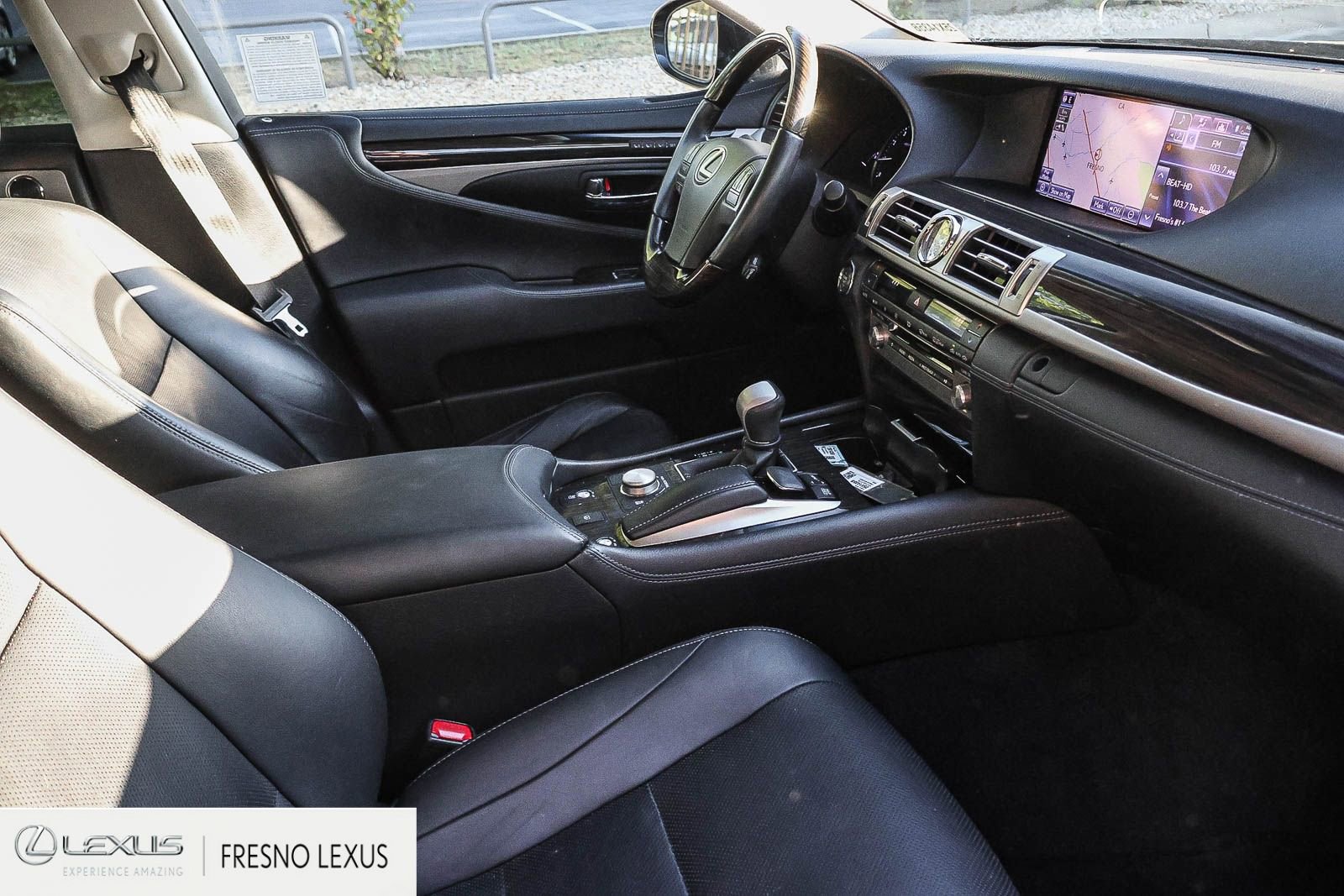 Used 2014 Lexus LS 460 w/ Comfort Package image 11