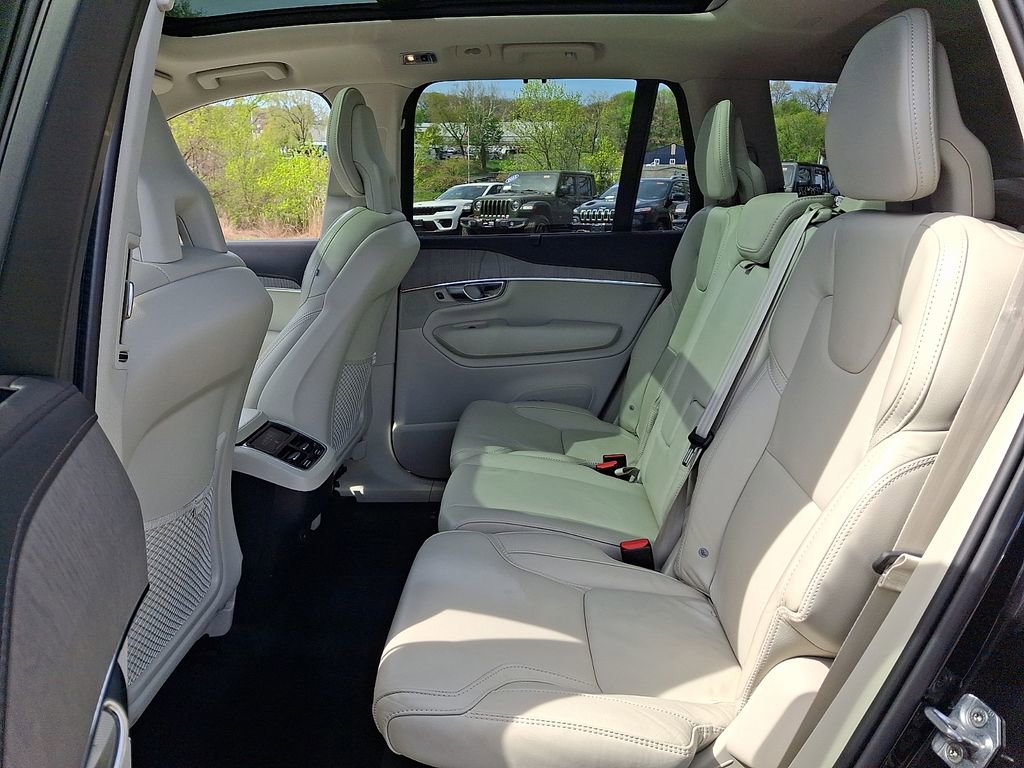 Used 2022 Volvo XC90 T6 Inscription AWD/4WD image 10