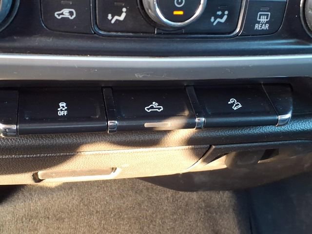 Used 2015 GMC Sierra 1500 SLE w/ SLE Value Package image 25