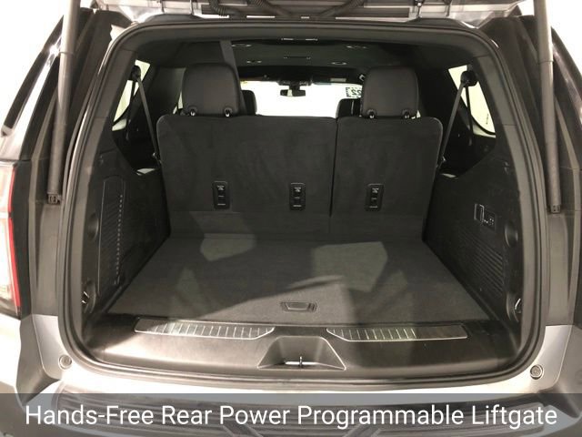 Certified 2022 Chevrolet Suburban RST w/ Sport Performance Package AWD/4WD image 12