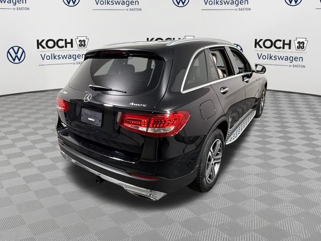 Used 2017 Mercedes-Benz GLC 300 4MATIC image 8