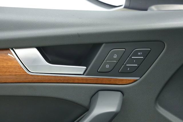 Used 2023 Audi Q5 2.0T Premium Plus image 30