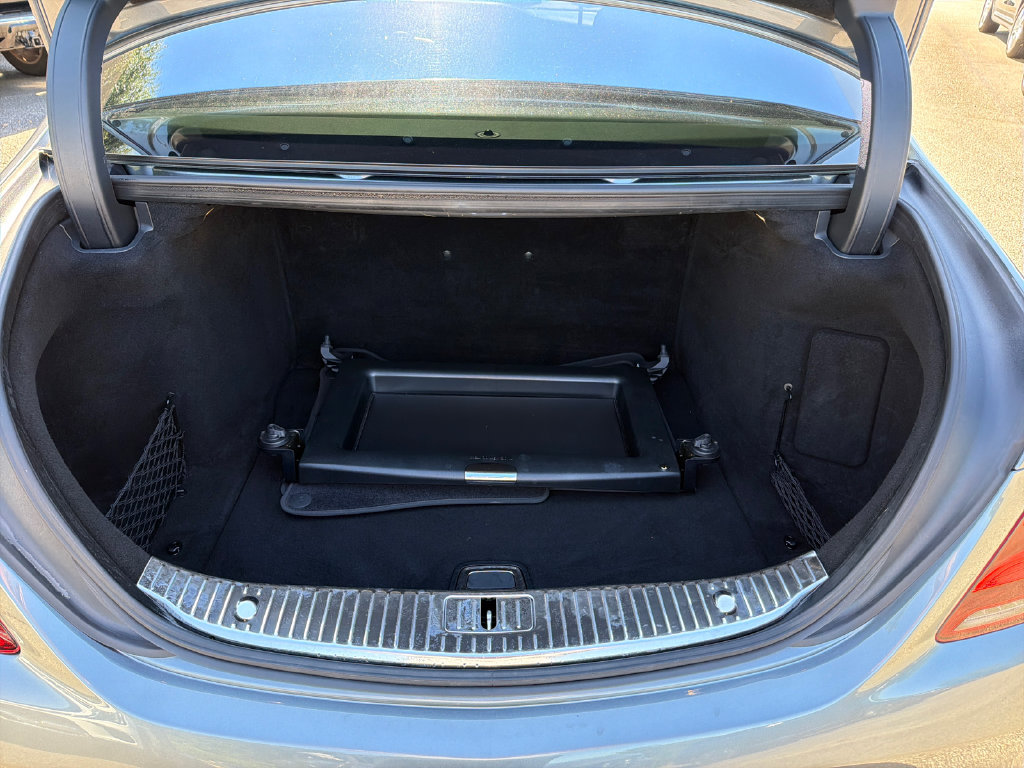 Used 2018 Mercedes-Benz S 560 Sedan w/ AMG Line Exterior image 18