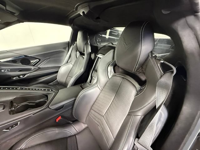 Used 2025 Chevrolet Corvette E-Ray w/ Stealth Interior Trim Package AWD/4WD image 15