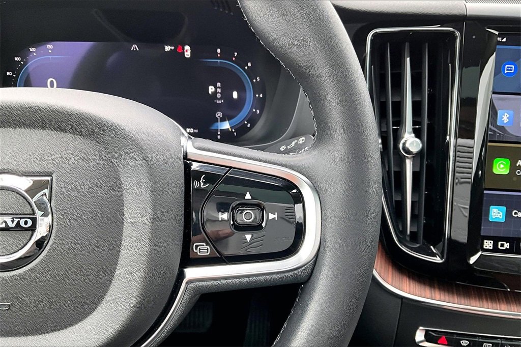 Certified 2023 Volvo XC60 B5 Plus w/ Protection Package Premier image 11