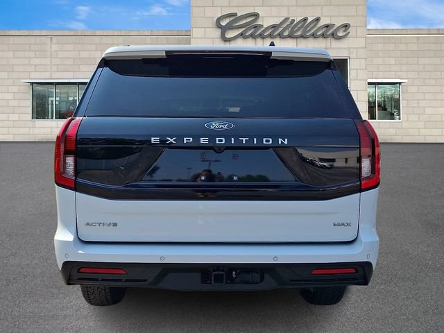 Used 2025 Ford Expedition Max Active RWD image 6