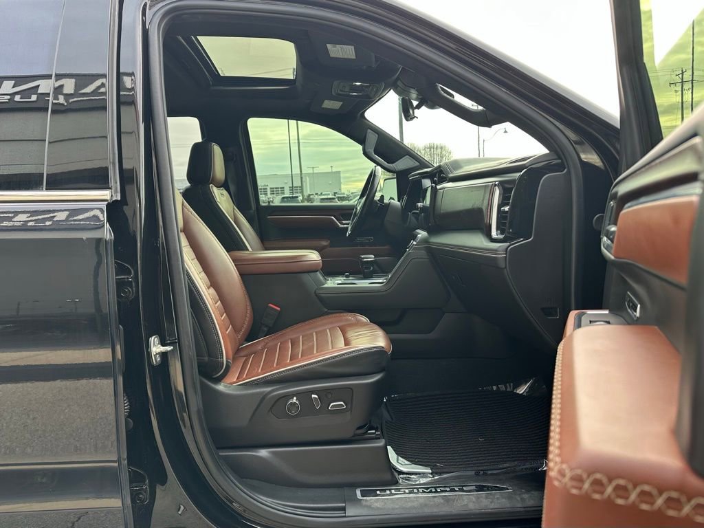 Used 2025 GMC Sierra 1500 Denali Ultimate image 33