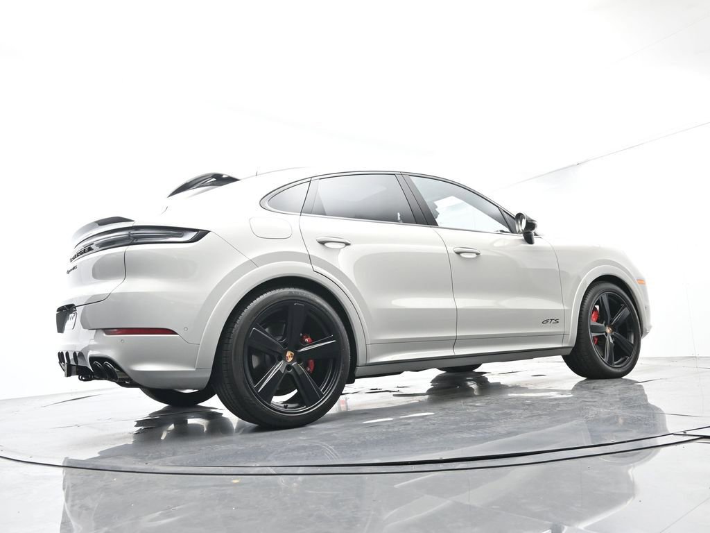 Certified 2026 Porsche Cayenne GTS AWD/4WD image 54