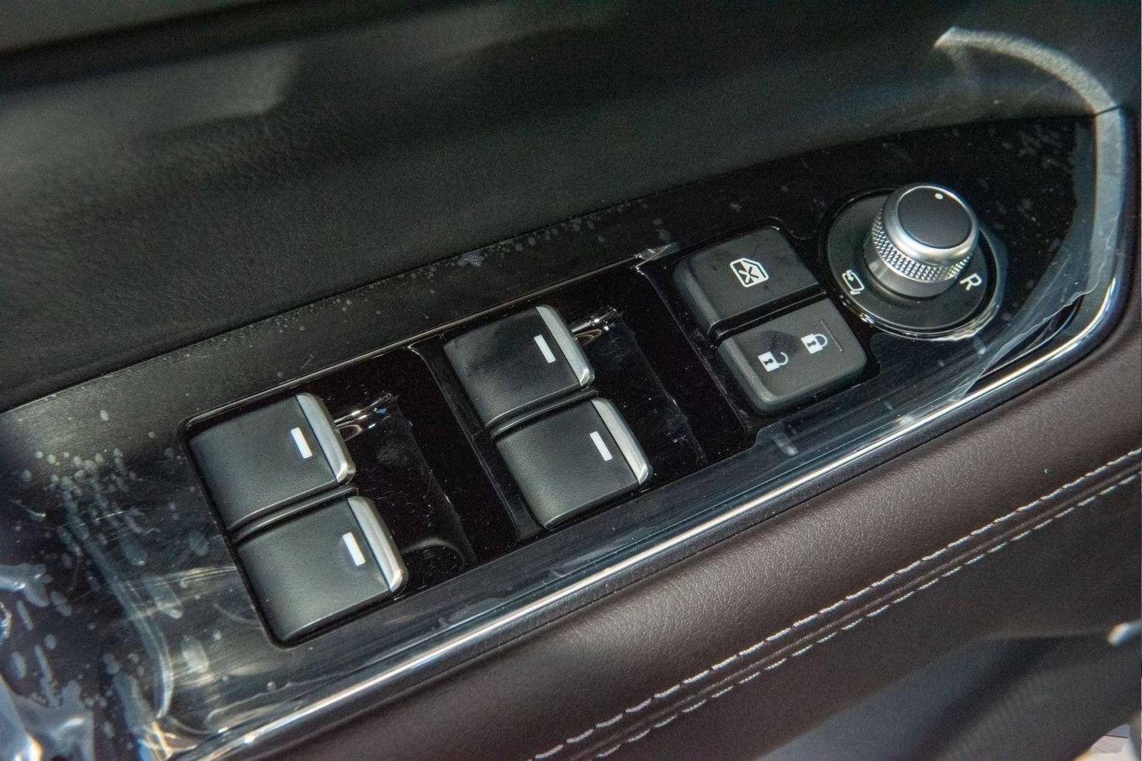 Used 2025 MAZDA CX-5 Signature AWD/4WD image 26