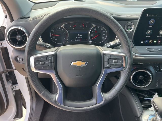 Used 2025 Chevrolet Blazer LT FWD image 16