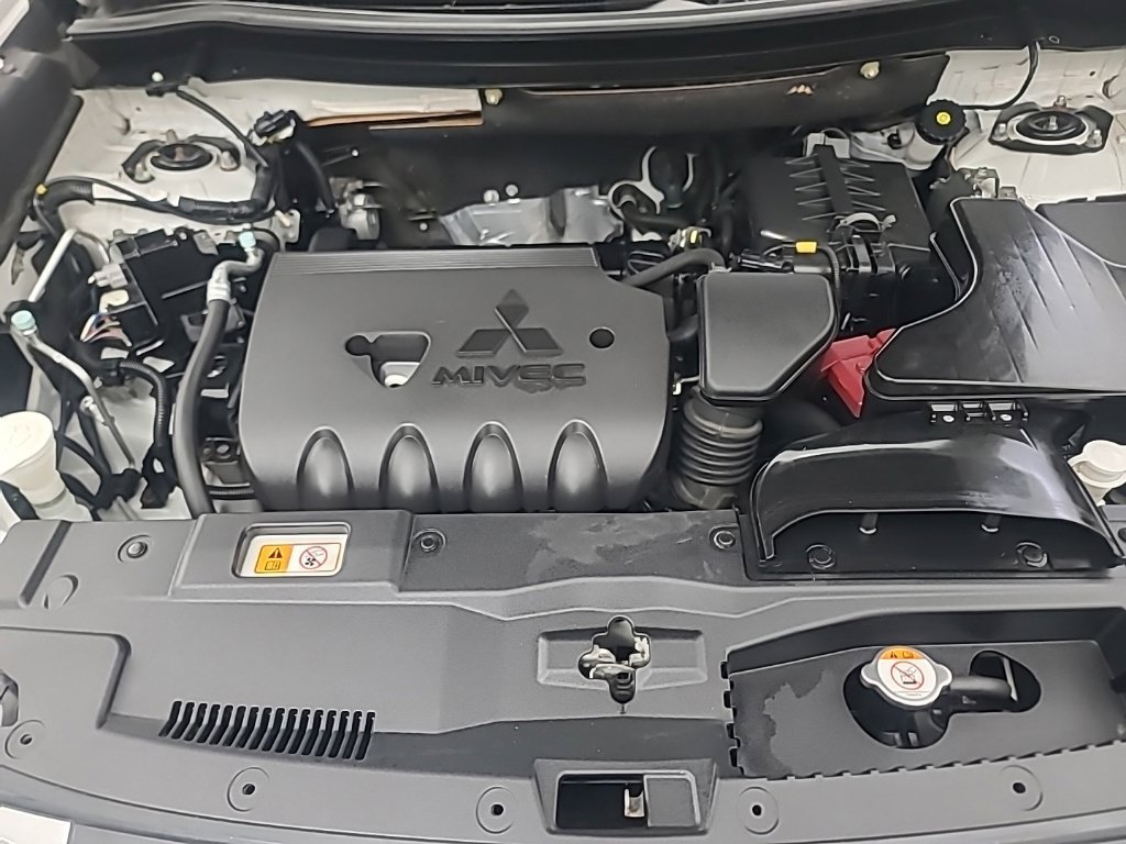 Used 2017 Mitsubishi Outlander ES FWD image 34