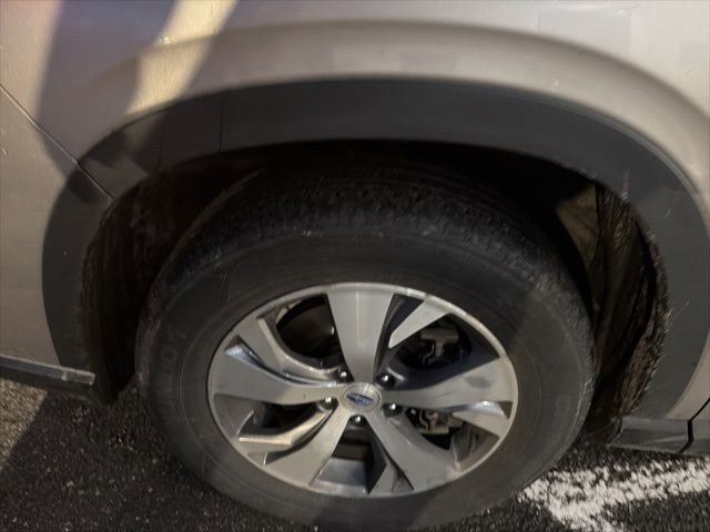 Used 2019 Subaru Ascent Premium w/ Popular Package #3 AWD/4WD image 15