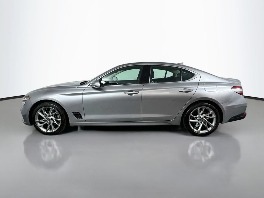 Used 2022 Genesis G70 2.0T AWD/4WD image 9
