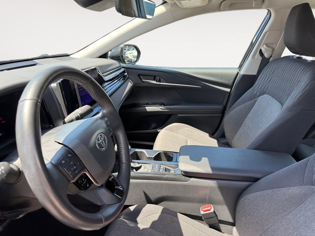 Certified 2025 Toyota Camry LE AWD/4WD image 9