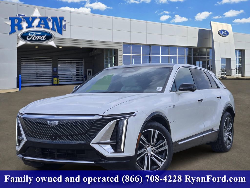 Used 2024 Cadillac Lyriq Luxury