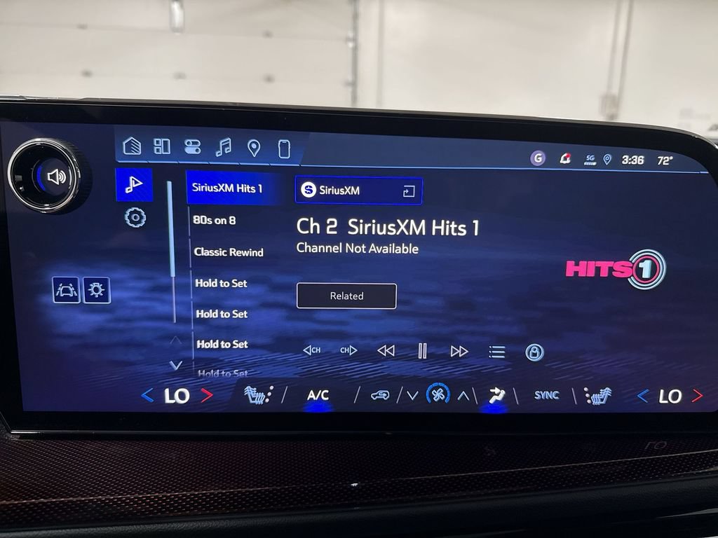 New 2026 Chevrolet Traverse Z71 w/ Enhanced Driving Package AWD/4WD image 14