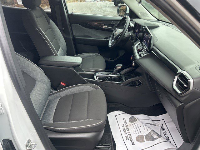 Certified 2024 Chevrolet TrailBlazer LT w/ LT Cold Weather Package image 7