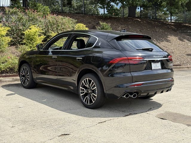New 2025 Maserati Grecale GT image 5