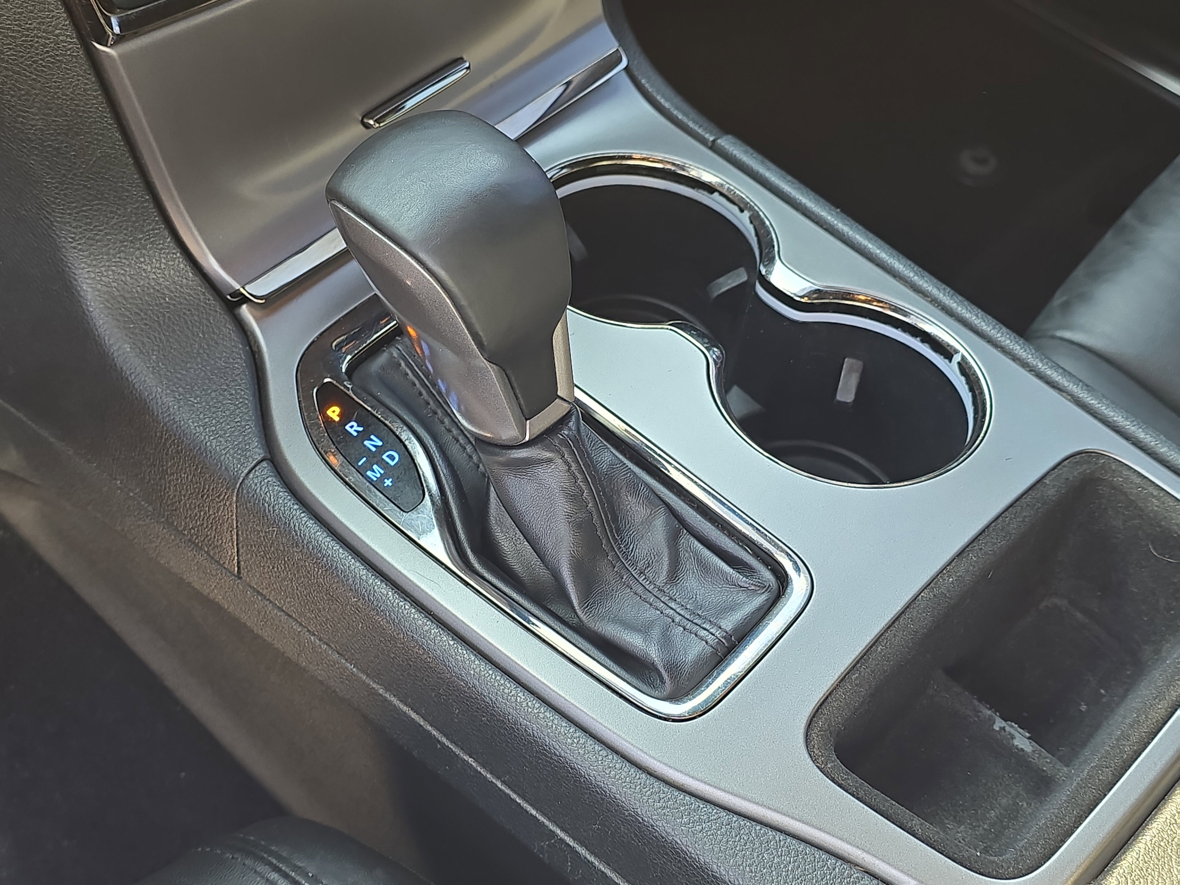 Used 2020 Jeep Grand Cherokee Limited X image 29