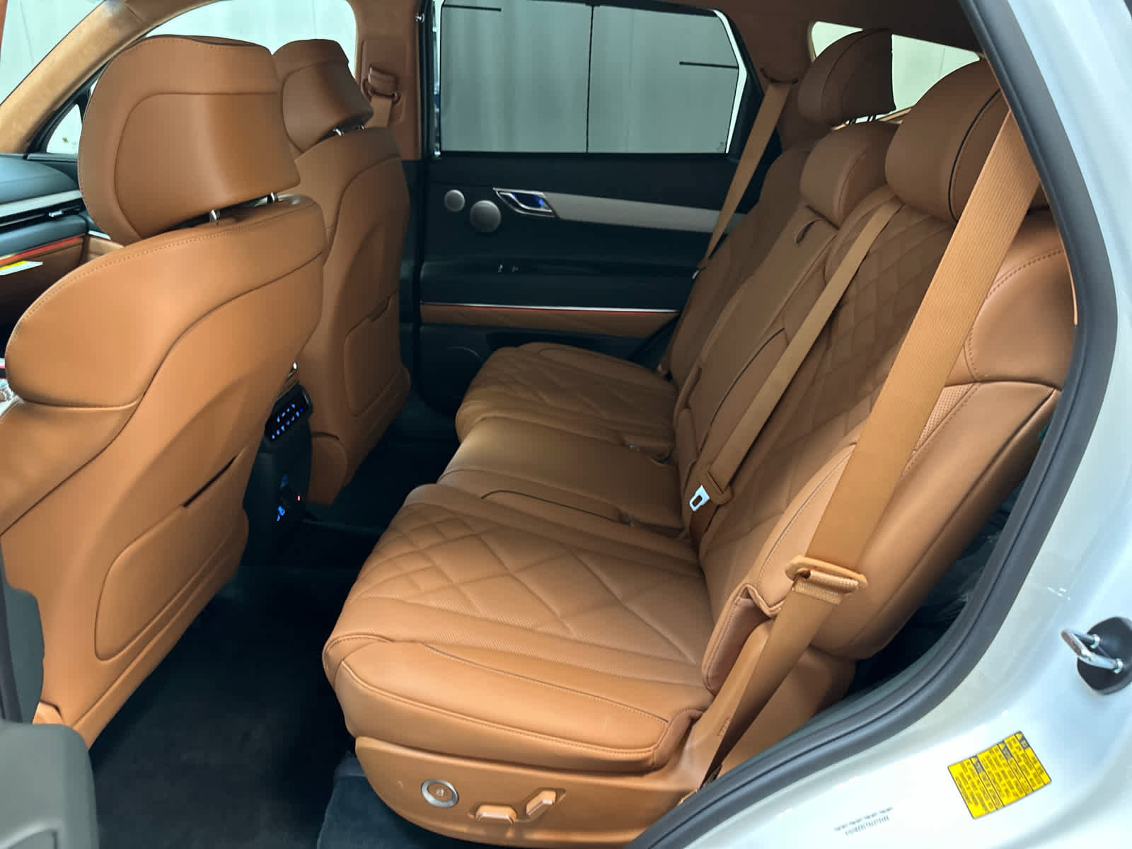 New 2025 Genesis GV80 3.5T Prestige image 9