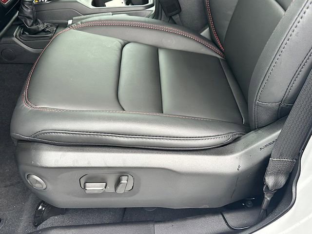 New 2026 Jeep Wrangler Unlimited Rubicon w/ Xtreme 35 Tire Package image 16