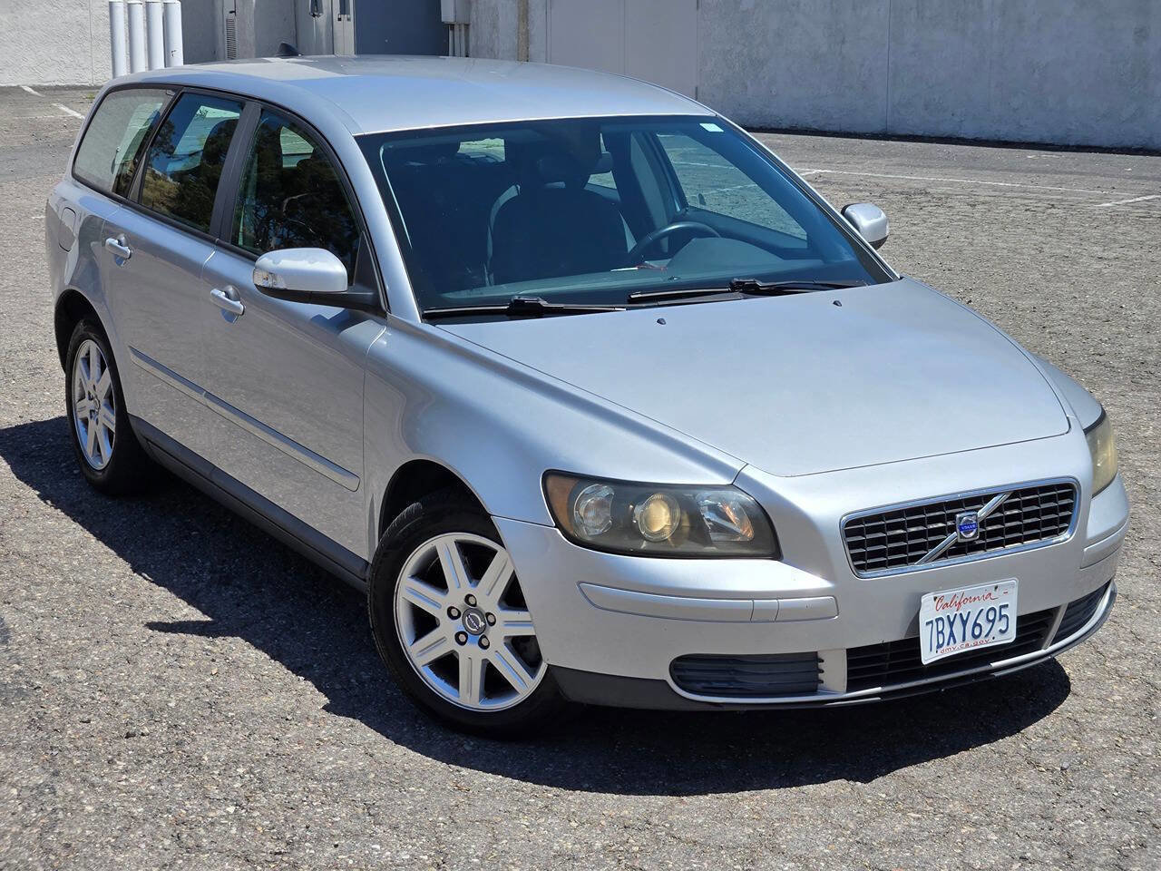 Used 2007 Volvo V50 2.4i FWD image 2