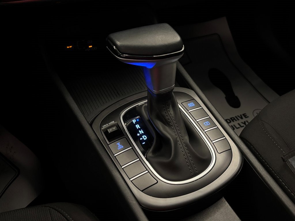 Used 2024 Hyundai Kona SEL image 15