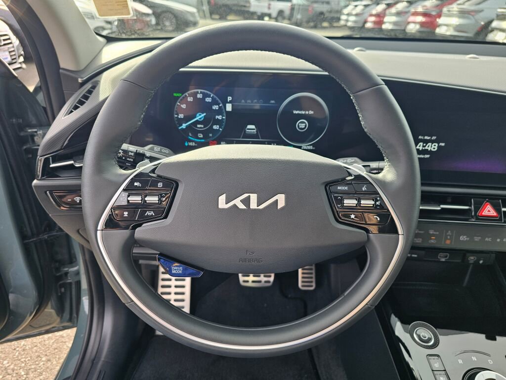 Certified 2023 Kia Niro Wave w/ Wave Preserve Package image 12