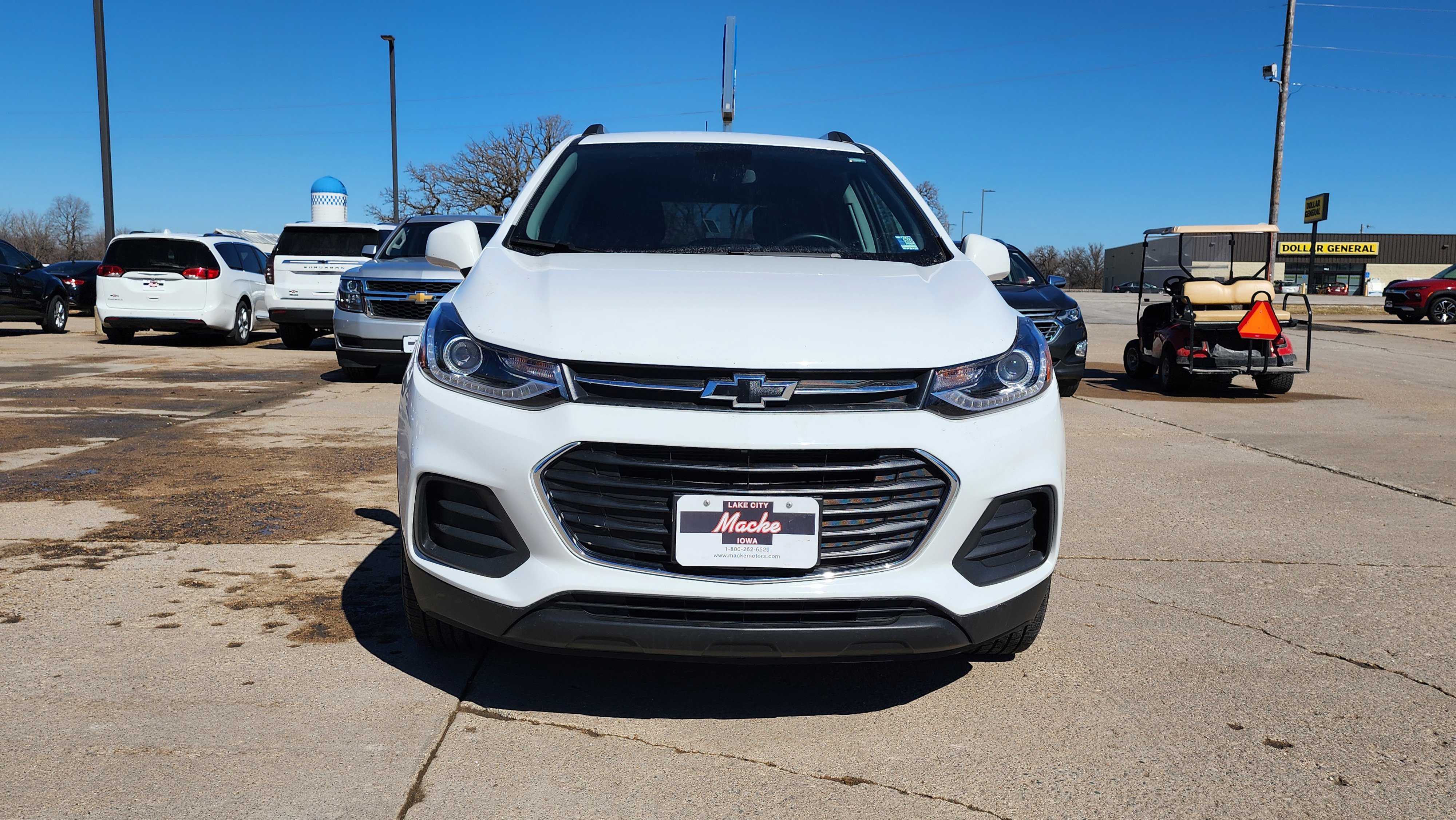 Used 2022 Chevrolet Trax LT w/ Sport Edition image 2