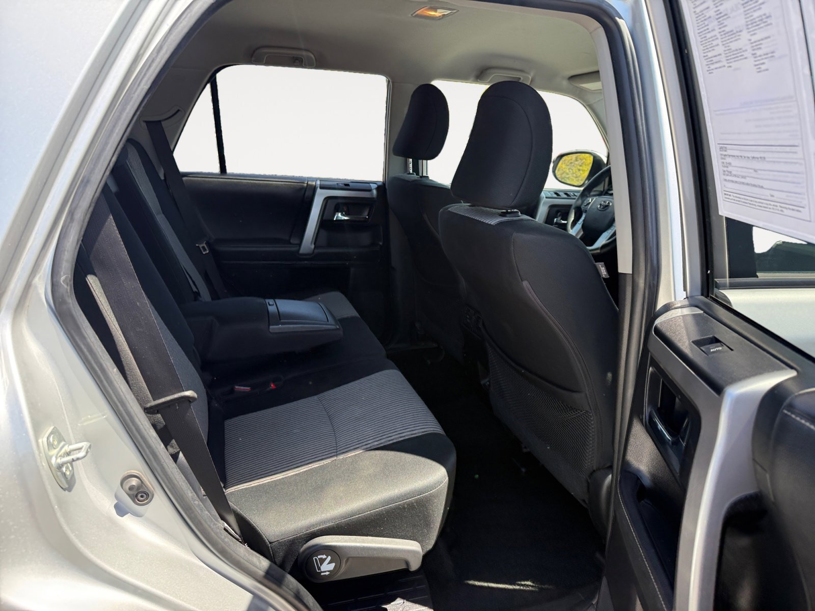 Used 2022 Toyota 4Runner SR5 AWD/4WD image 18