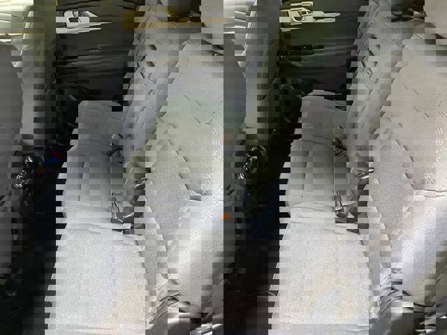 Used 2025 Ford Explorer Active image 24