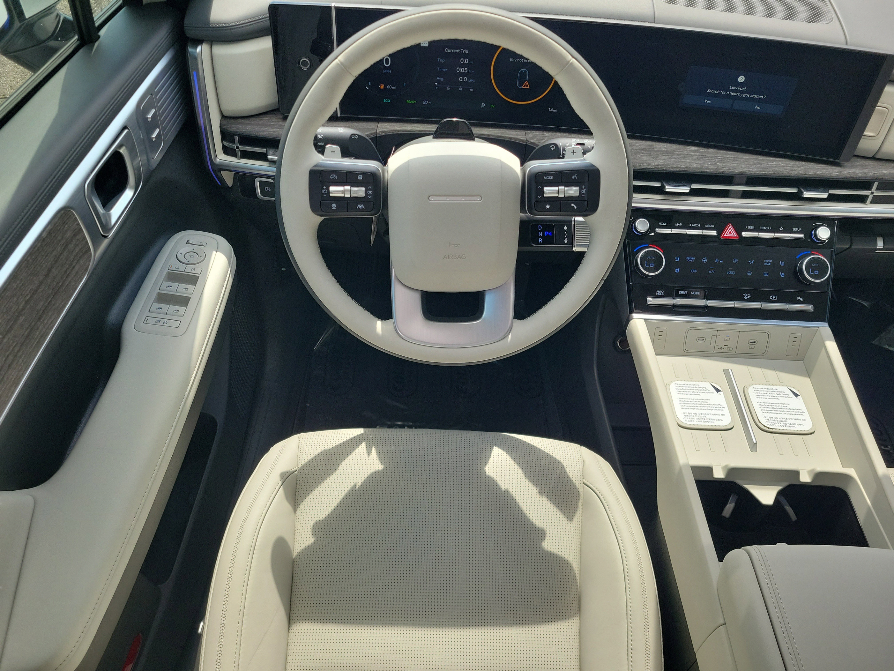New 2026 Hyundai Santa Fe Calligraphy FWD image 12