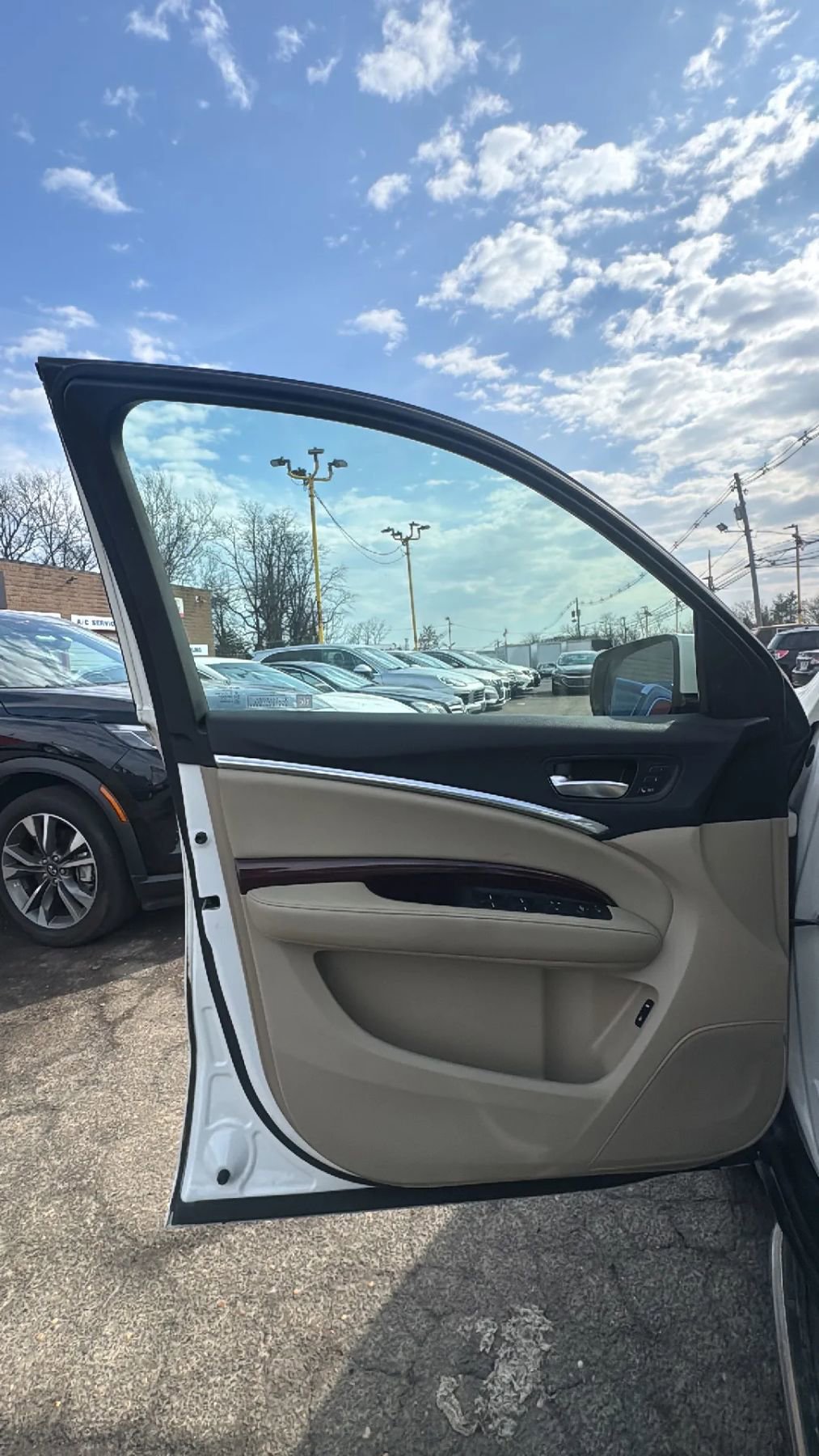 Used 2015 Acura MDX SH-AWD w/ Technology Package image 9