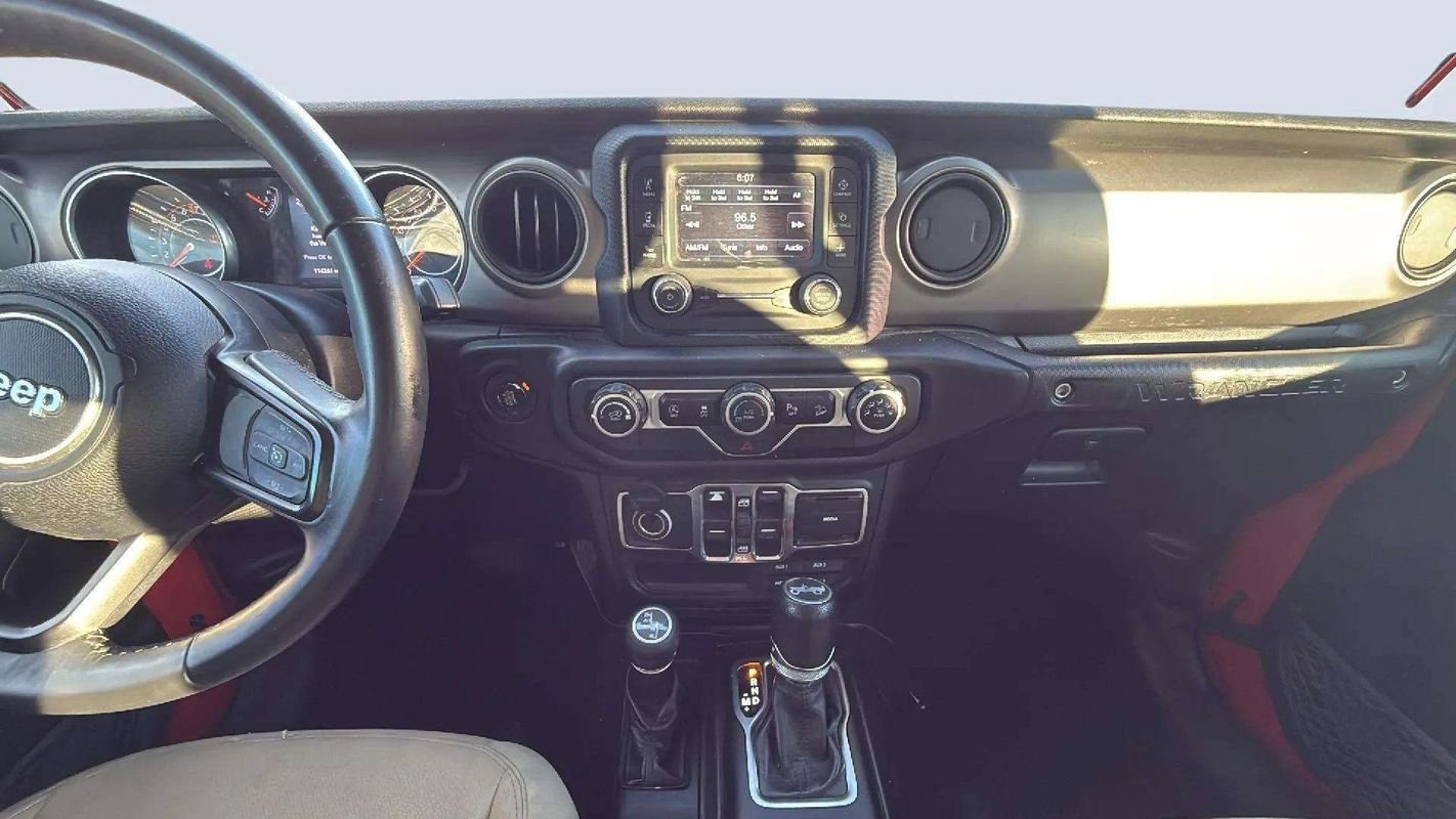 Used 2018 Jeep Wrangler Unlimited Sport S image 9