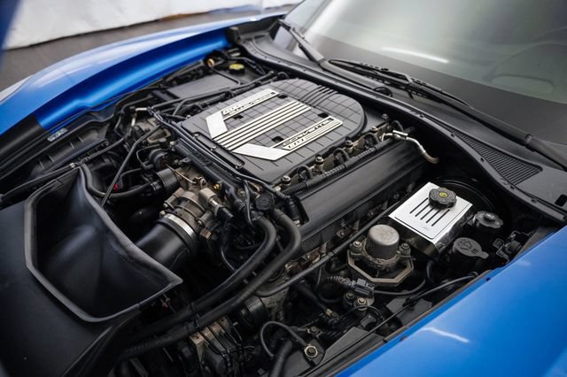 Used 2015 Chevrolet Corvette Z06 w/ 3LZ Preferred Equipment Group RWD image 42