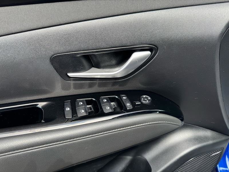 Used 2022 Hyundai Tucson Limited AWD/4WD image 13