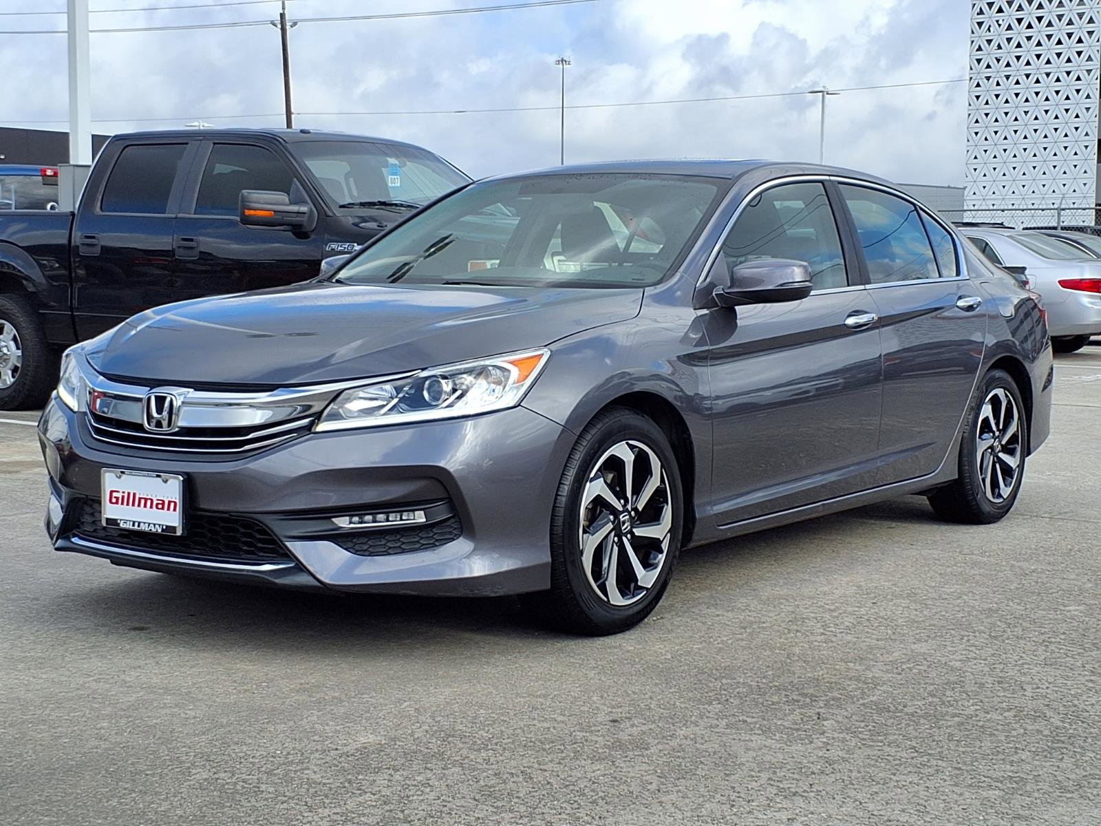 Used 2017 Honda Accord EX image 21