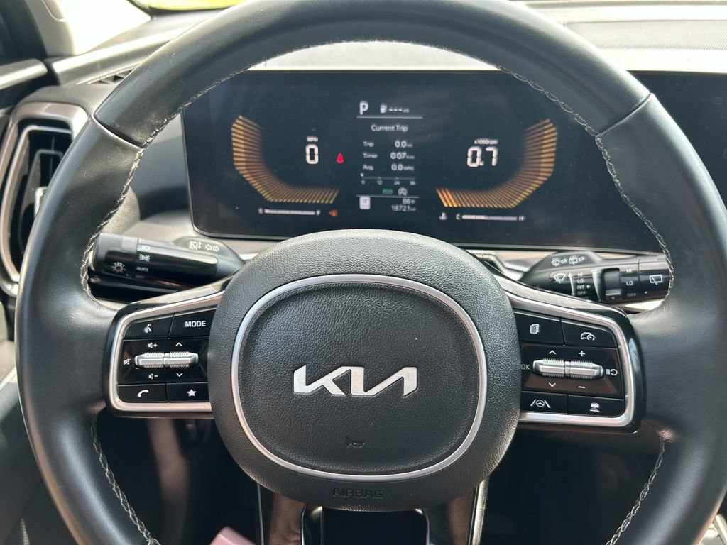 Used 2025 Kia Sorento S FWD image 37