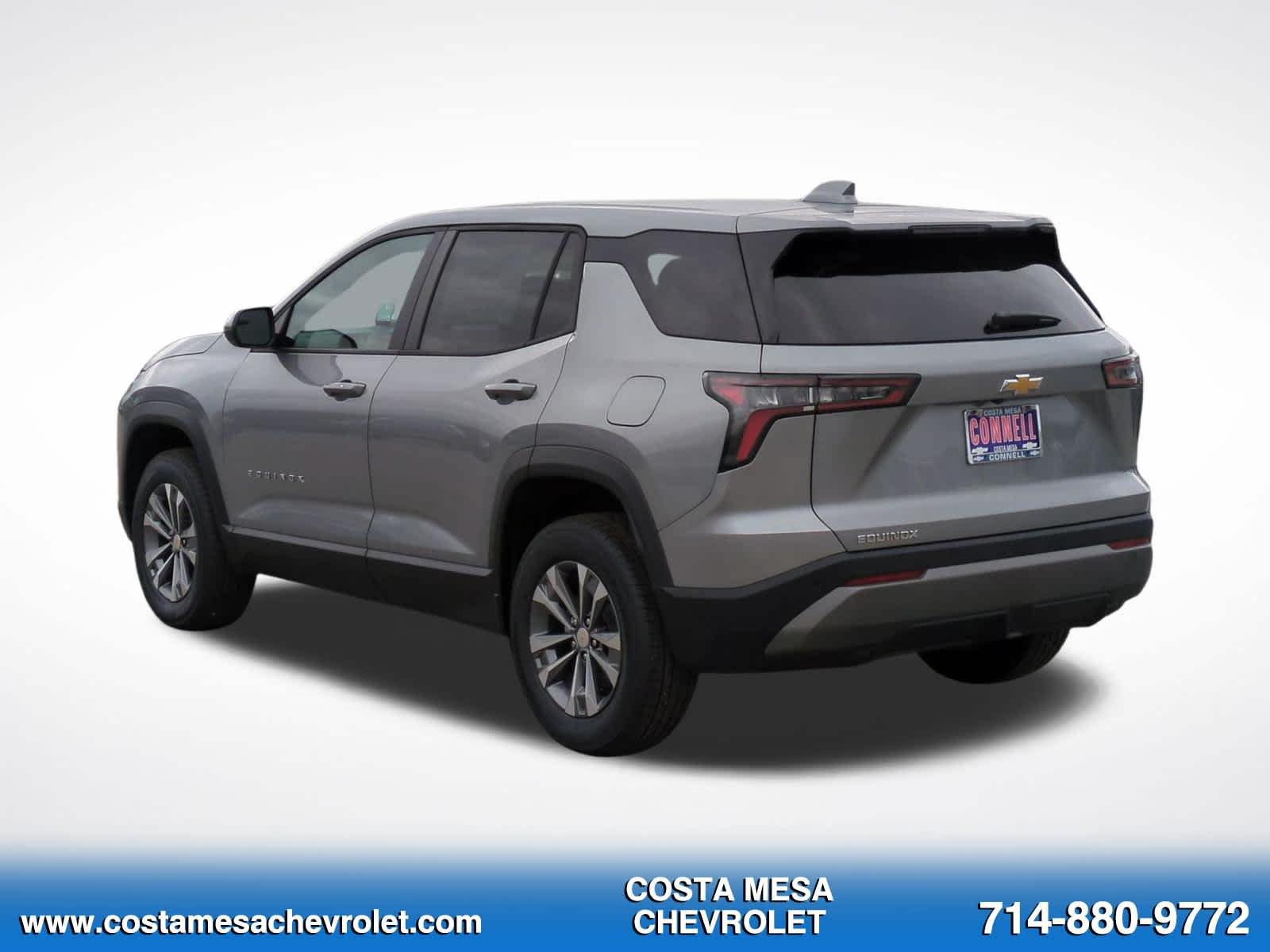 Used 2026 Chevrolet Equinox LT w/ Convenience Package II FWD image 7